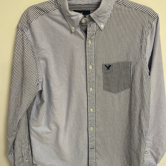 Women’s American Eagle  Button Down Shirt Size M - Picture 1 of 4